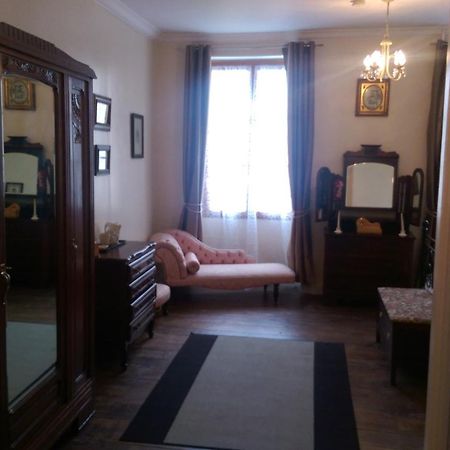 Vingt Grand Rue Bed & Breakfast Champagne-Mouton Стая снимка