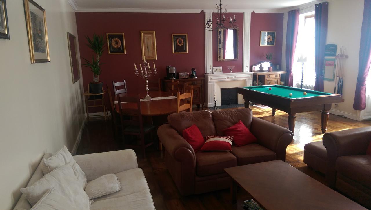 Vingt Grand Rue Bed & Breakfast Champagne-Mouton Екстериор снимка